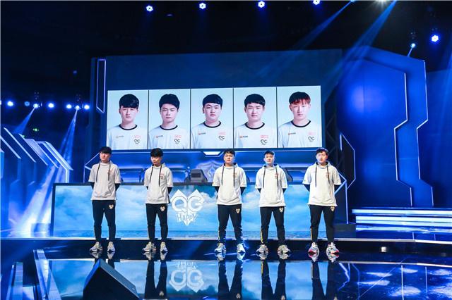 的严格标准 的严格标准